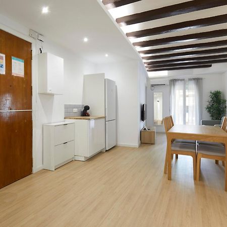 17 Nice Apartment Next To El Molino บาร์เซโลนา ภายนอก รูปภาพ